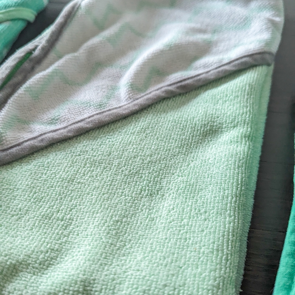 Circo Baby Infant Hooded Towels | Set of 3 - Picture 6 of 9